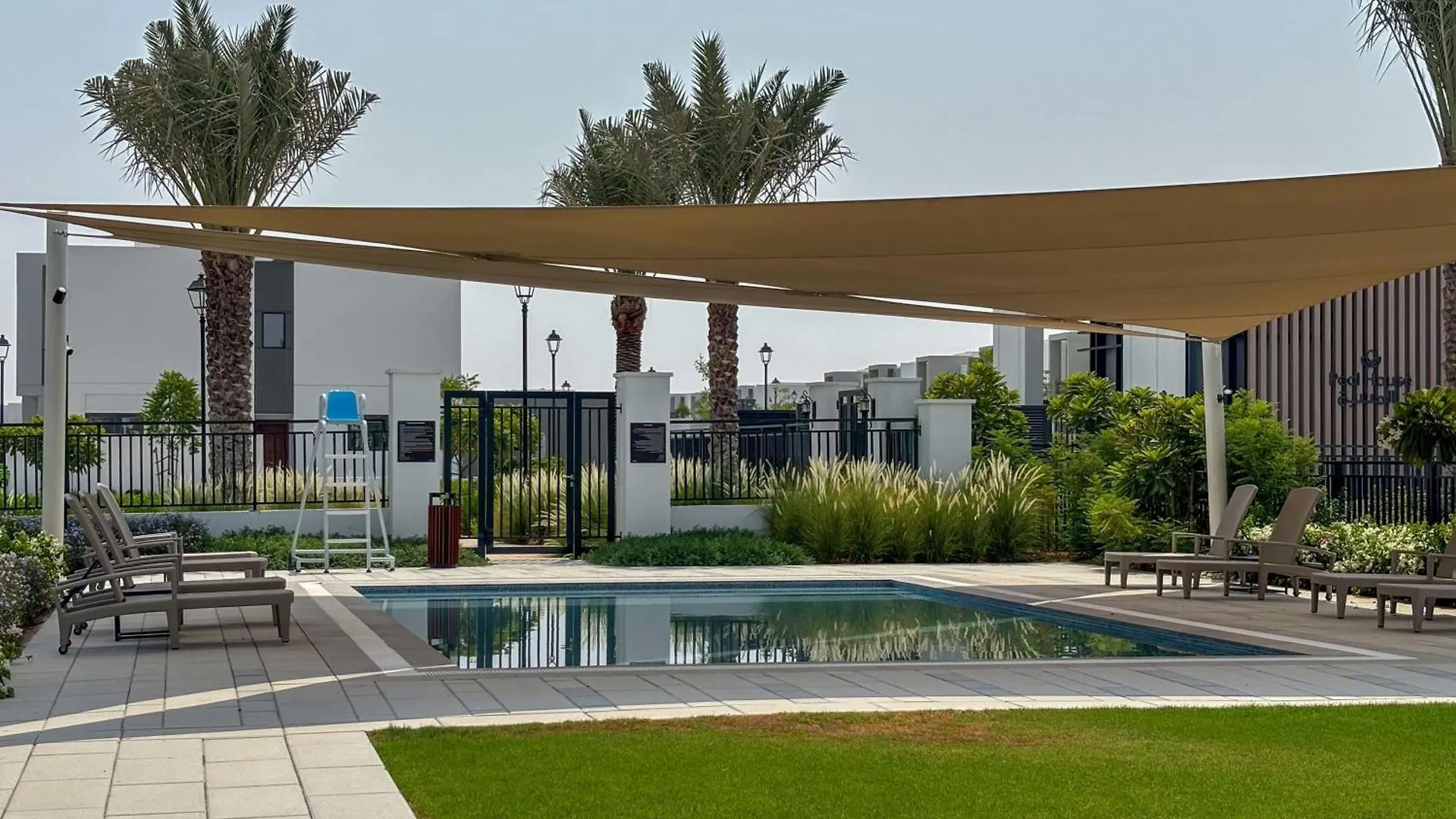 Frank Porter - La Rosa 6 Dubai 0*,  Emirados Árabes Unidos
